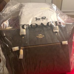 Coach handbag hardly used like new